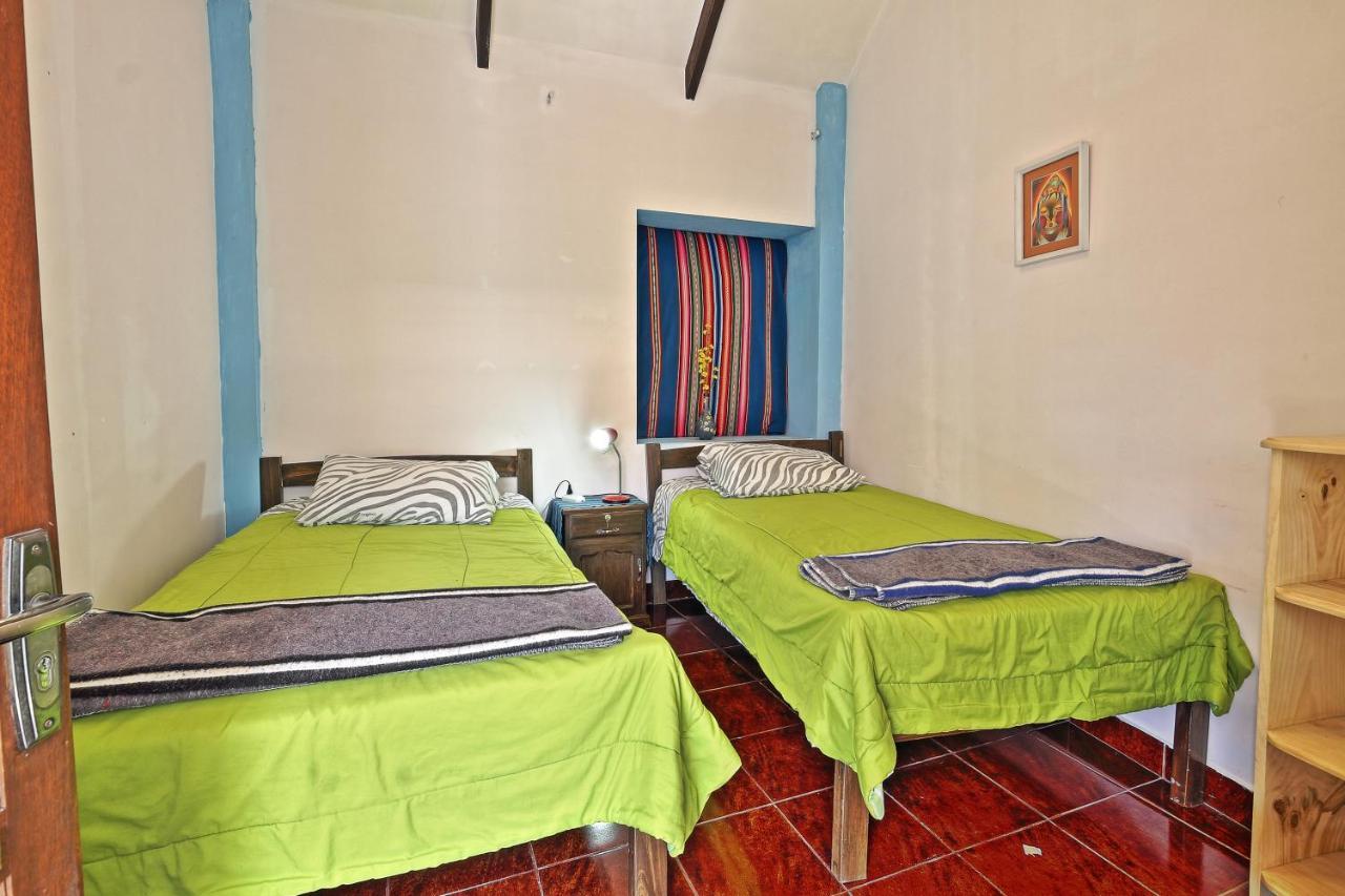 The Celtic Cross Hotel Sucre Bagian luar foto