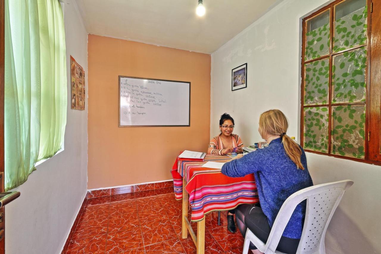 The Celtic Cross Hotel Sucre Bagian luar foto